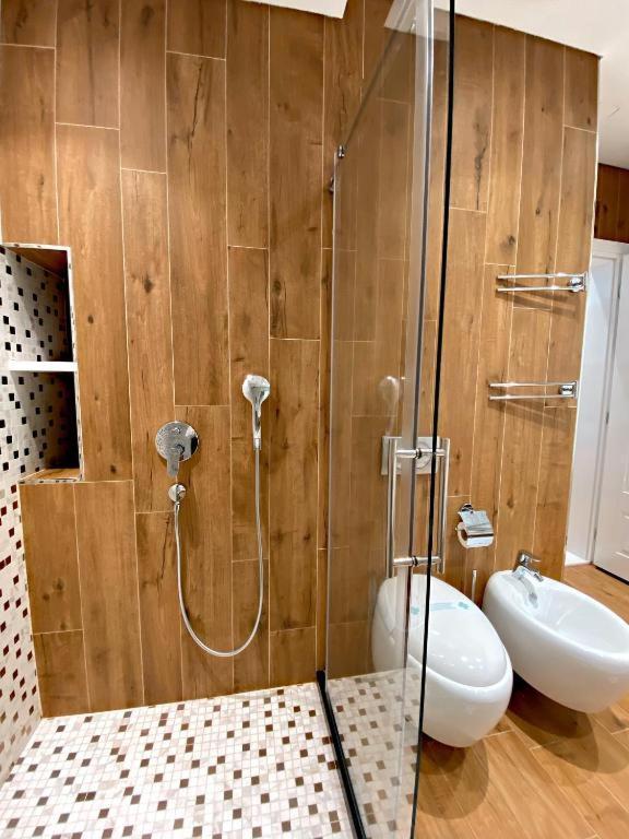 Crown Boutique Hotel Дуррес Экстерьер фото