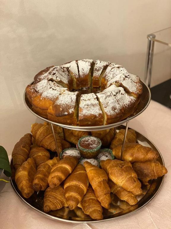 Crown Boutique Hotel Дуррес Экстерьер фото